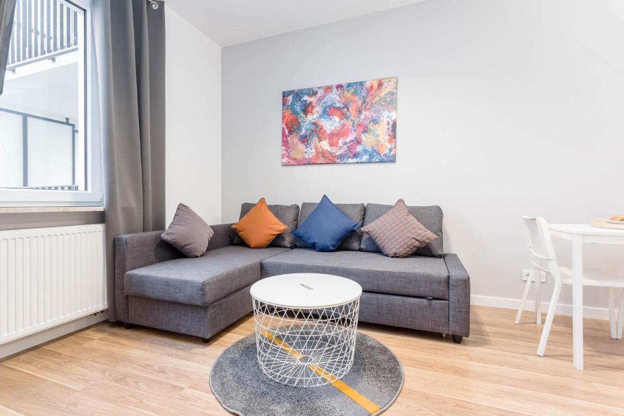 Chill Apartments Airport Ursynow ワルシャワ エクステリア 写真